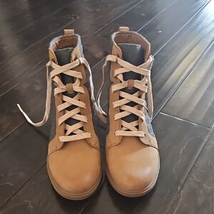 Sorel Winter/Waterproof Wedge Boots